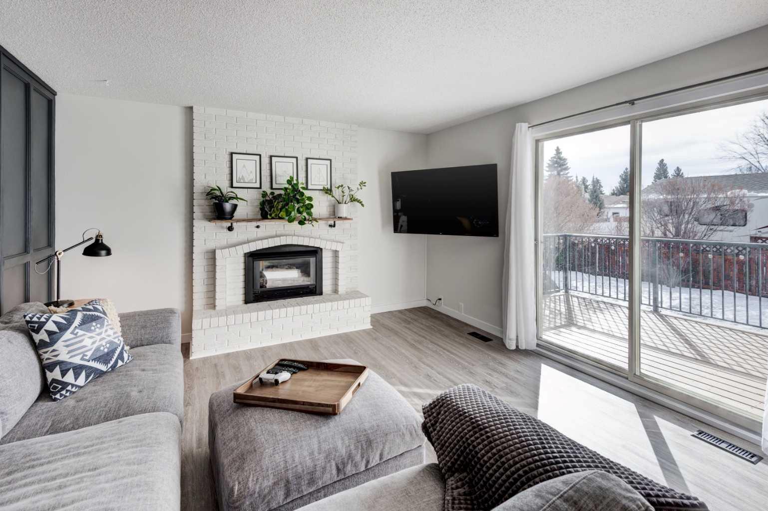 959 Bracewood Rise SW