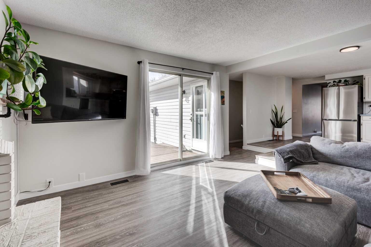 959 Bracewood Rise SW