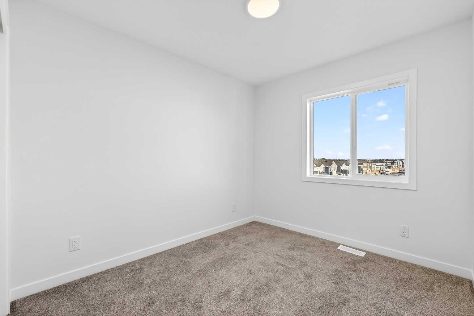 132 Red Embers Link NE 611