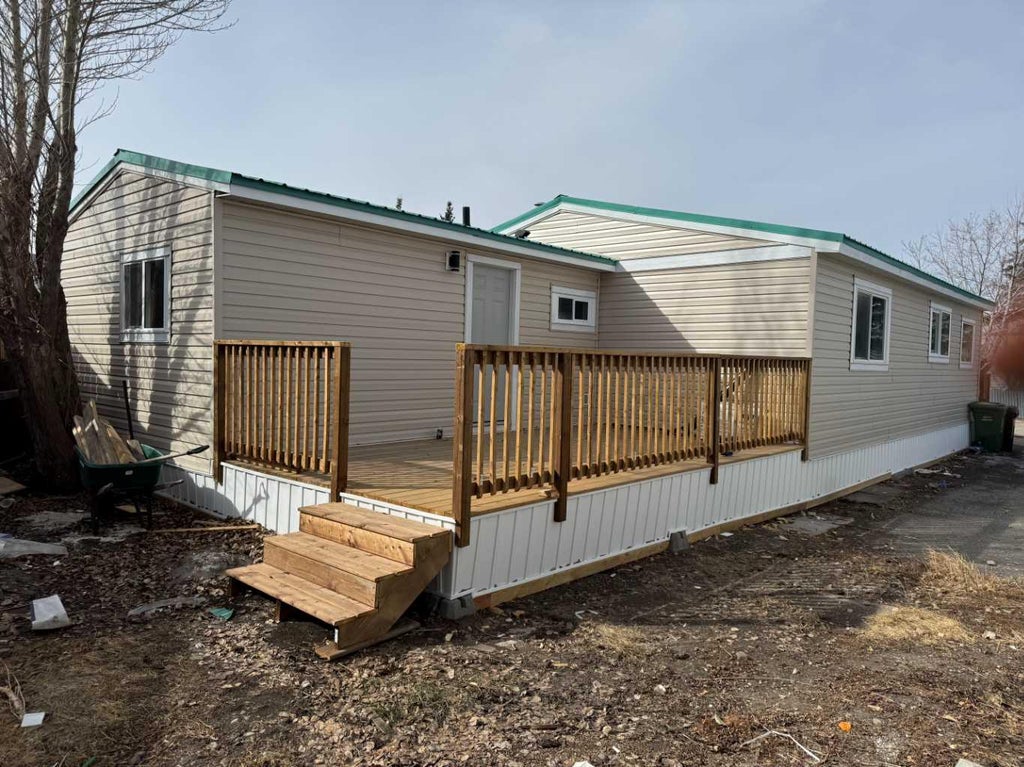 Photo of 3223 83 Street NW #470, Calgary, AB T2B 5P3 (MLS # A2298794)