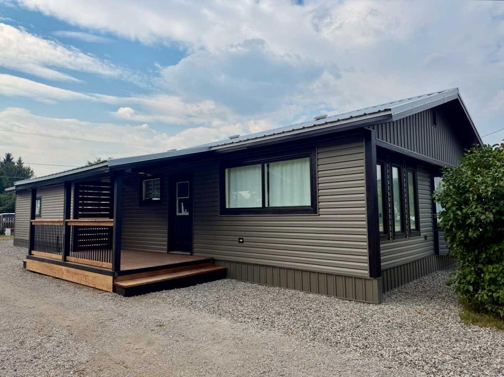 Photo of 1230 84 Street, Coleman, AB T0K 0M0 (MLS # A2334583)