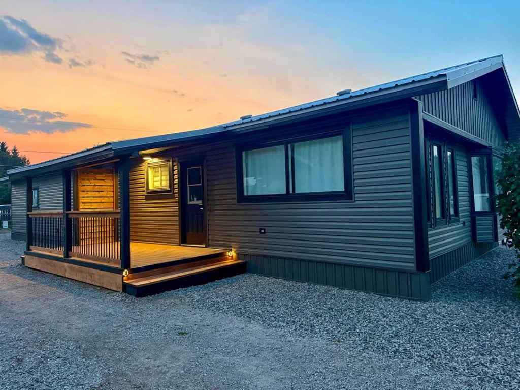 Photo of 1230 84 Street, Coleman, AB T0K 0M0 (MLS # A2334583)