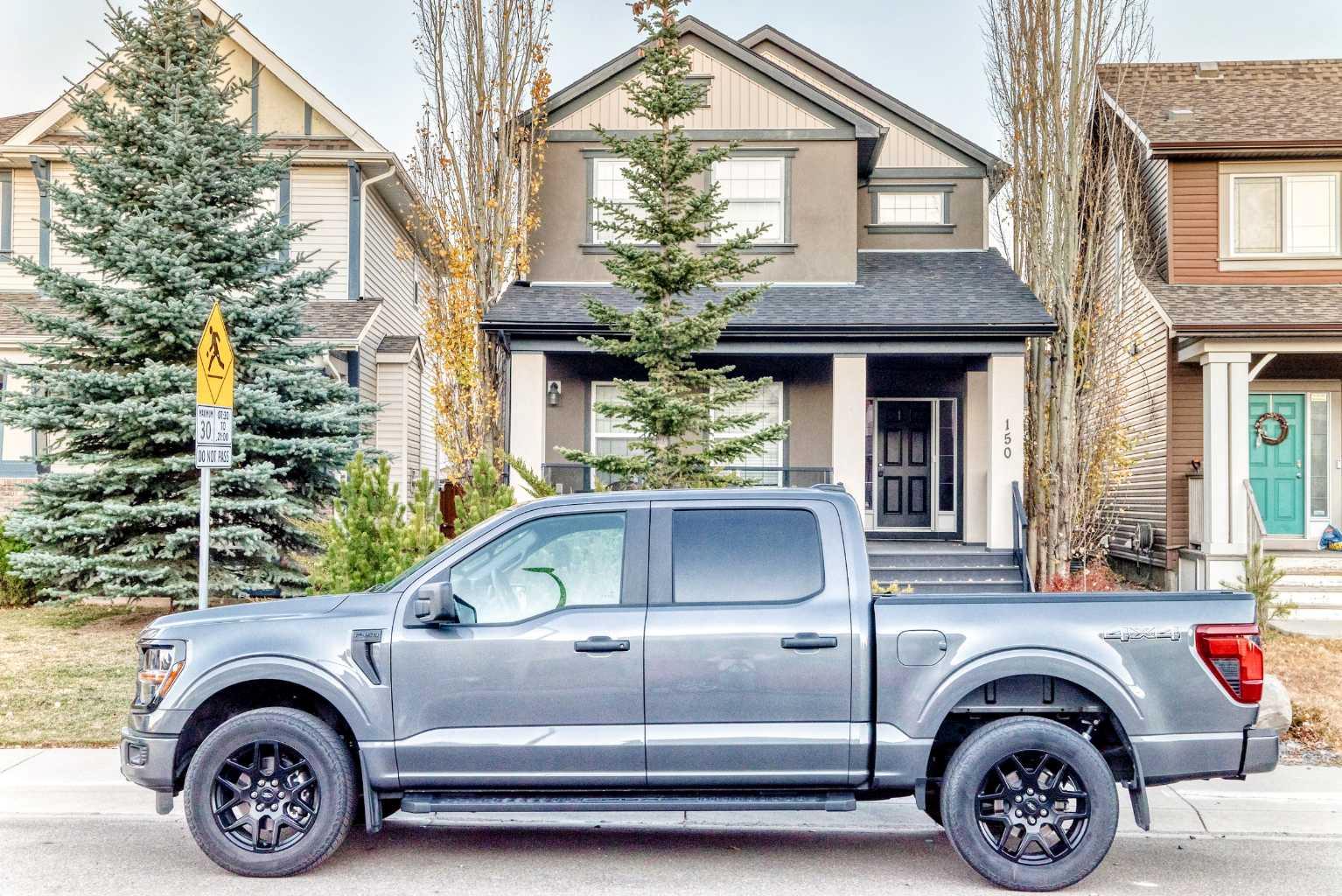 150 Copperpond Heights SE