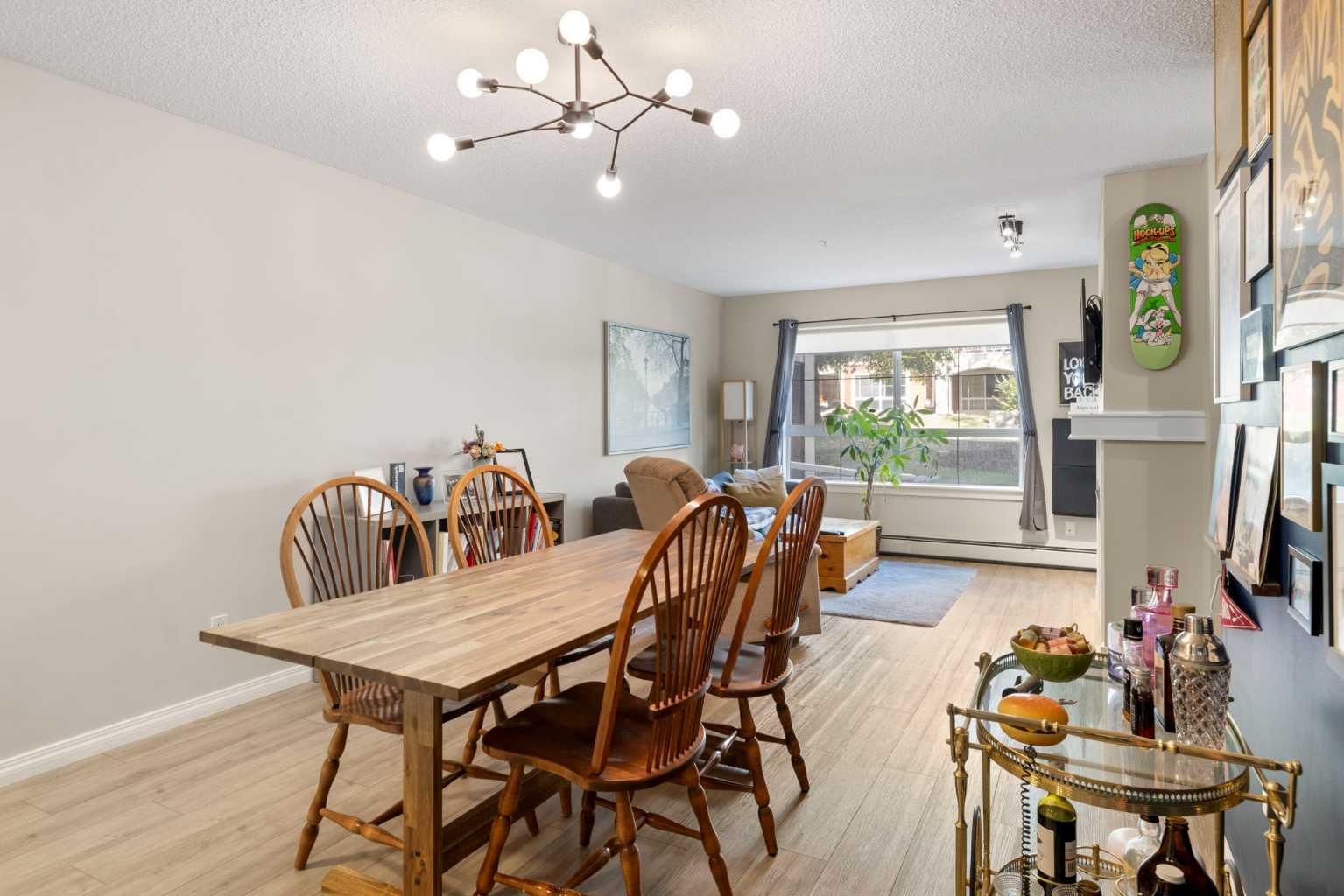 22 Richard Place SW 141