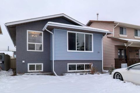 24 Shawmeadows Road SW Calgary AB T2Y 1B2