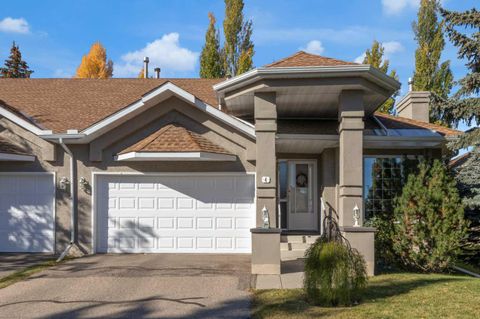 4 Christie Gardens SW Calgary AB T3H 3B5