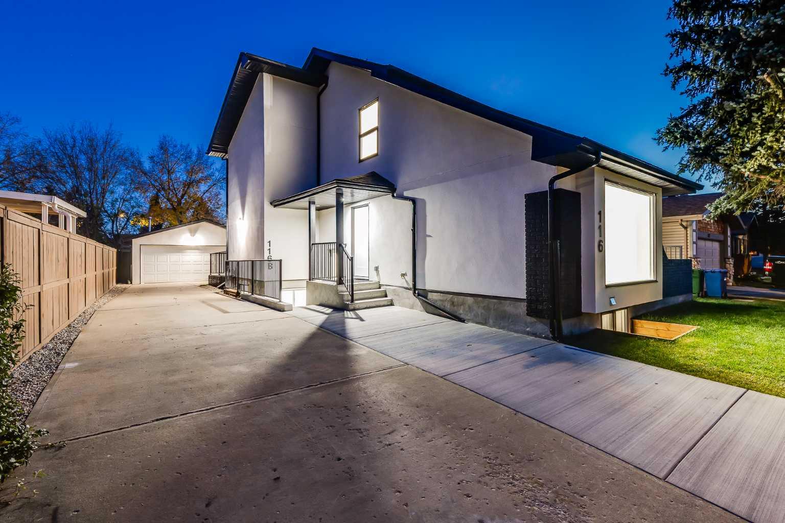 116 Deer Run Close SE