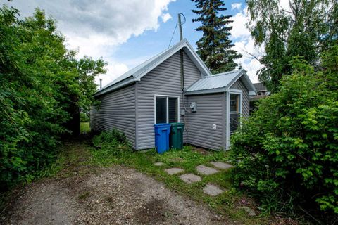 Photo of 206 7th Street, Beaverlodge, AB T0H 0C0 (MLS # A2322561)