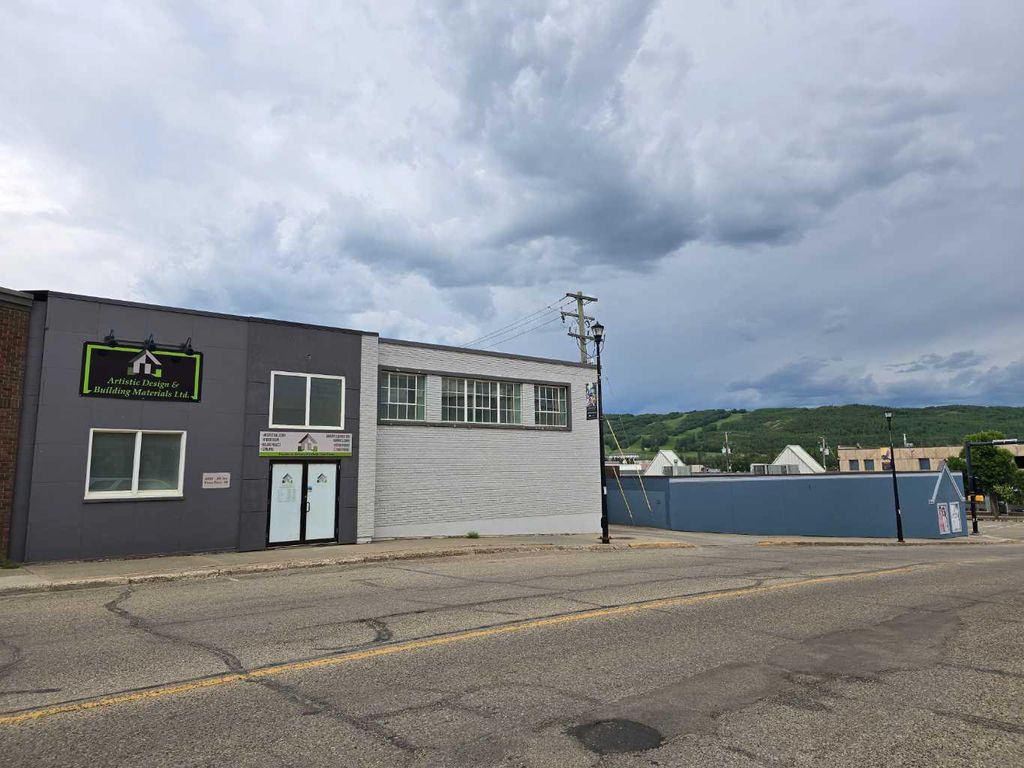 Photo of 10009 100 Avenue, Peace River, AB T8S 2A5 (MLS # A2236573)