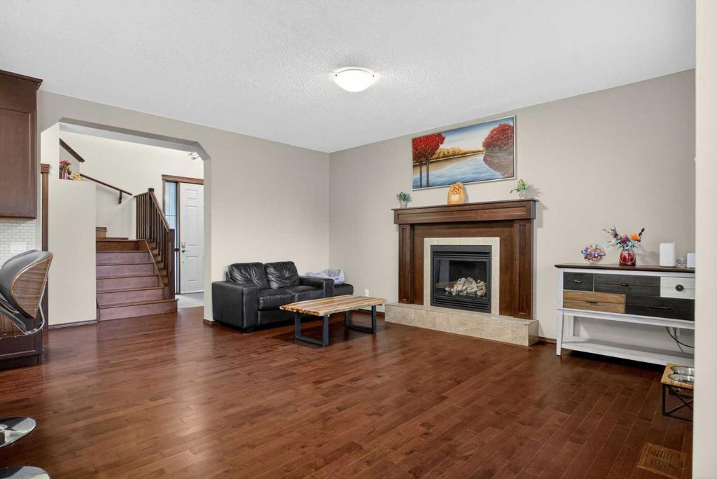Photo of 239 Cranarch Landing SE, Calgary, AB T3M 0Z7 (MLS # A2301934)