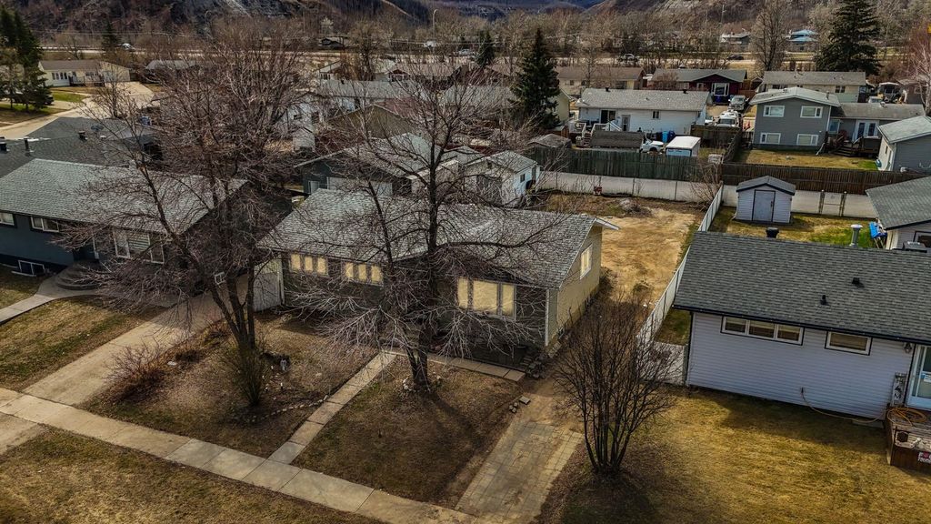 Photo of 66 Centennial Drive, Fort McMurray, AB T9H 1J4 (MLS # A2296726)