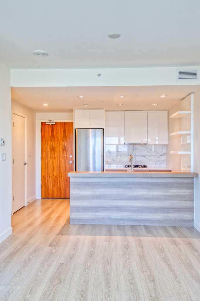 108 Waterfront Court SW 1604