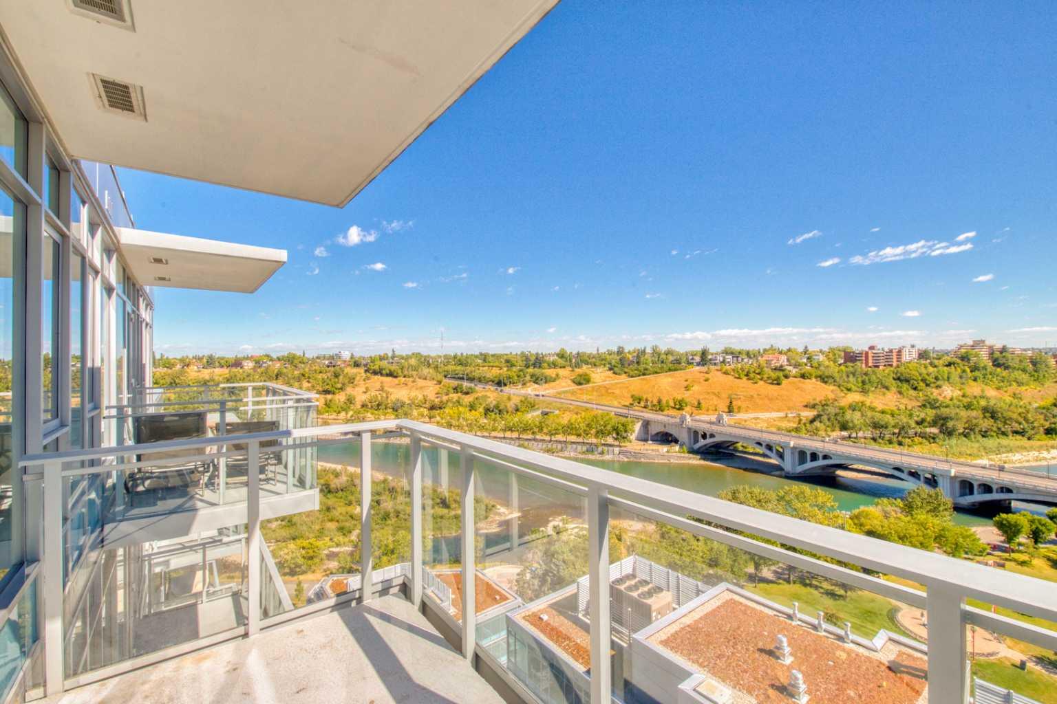 108 Waterfront Court SW 1604