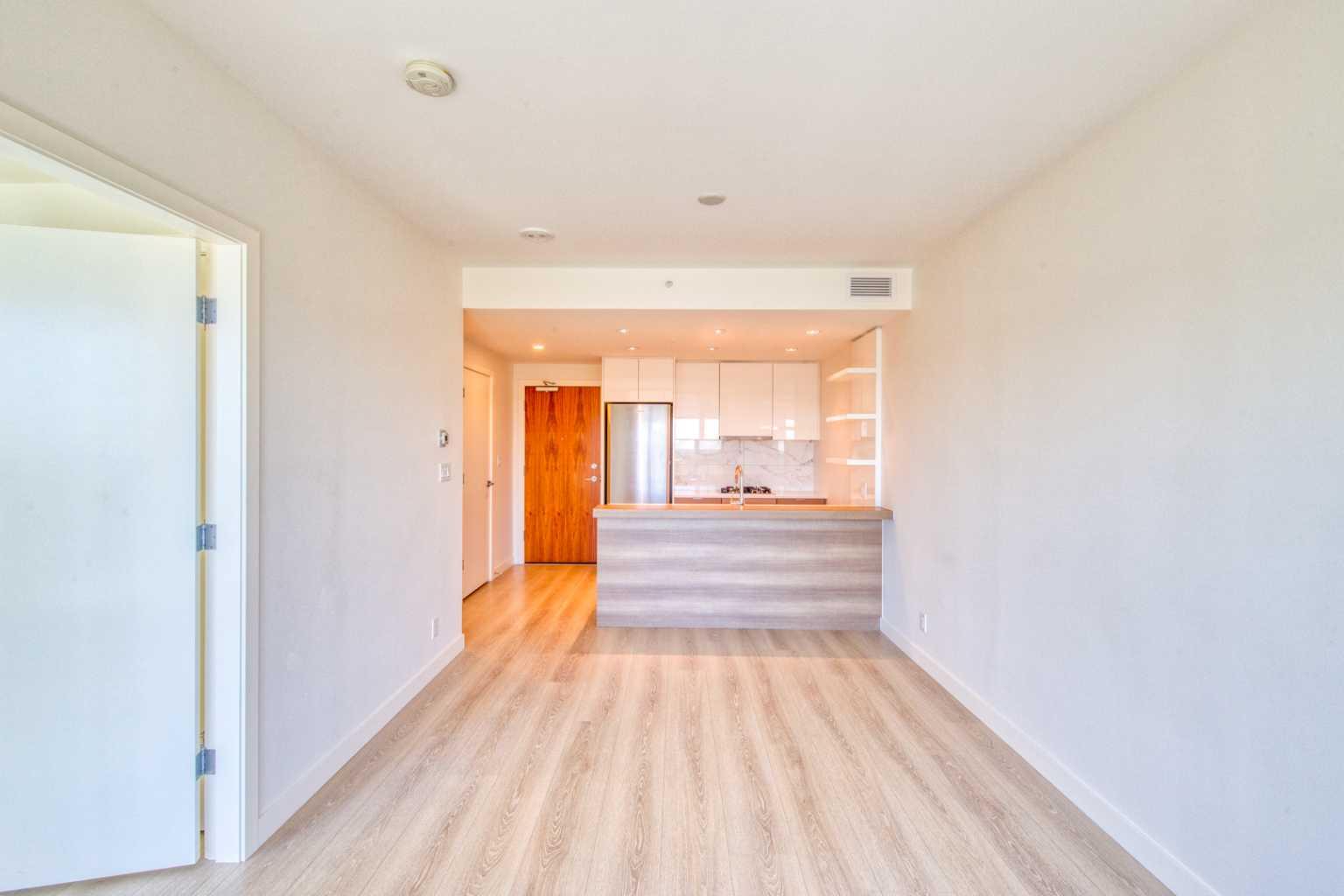 108 Waterfront Court SW 1604