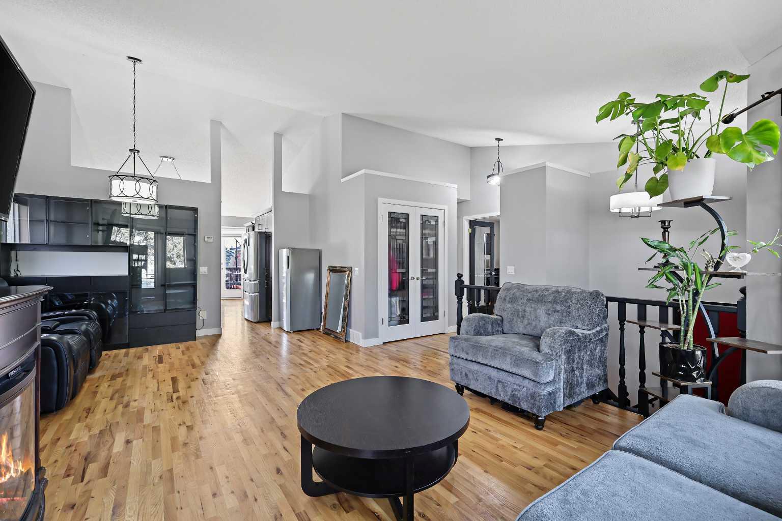 57 Shannon Circle SW