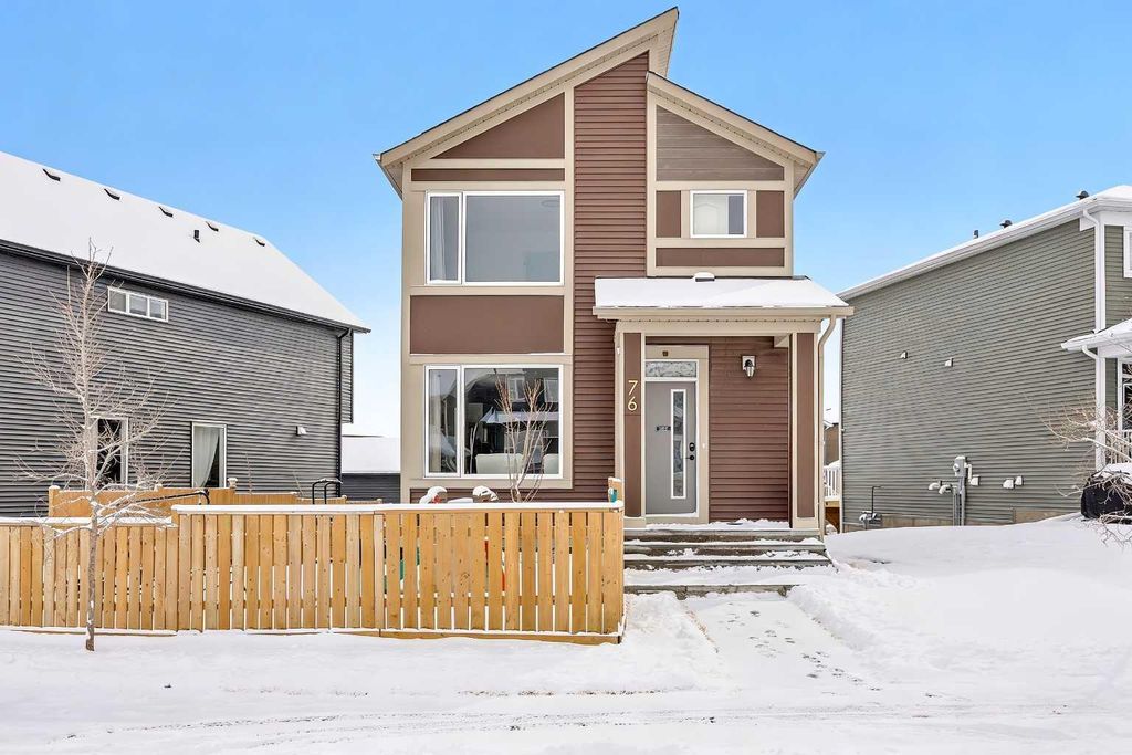 Photo of 76 Edith Mews NW, Calgary, AB T3R 1S6 (MLS # A2292373)