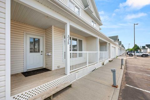 Photo of 4321 32 Street #315, Lloydminster, SK S9V 2G8 (MLS # A2325210)