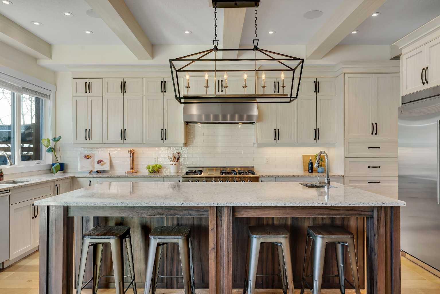 5852 Bowwater Crescent NW