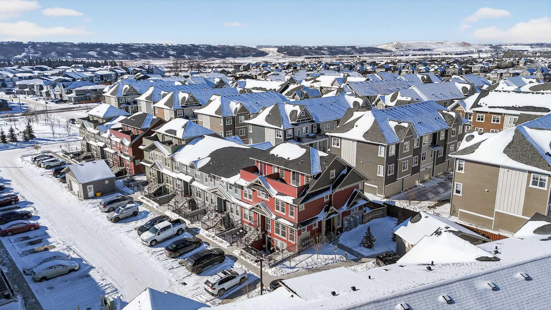 302 Cranbrook Square SE