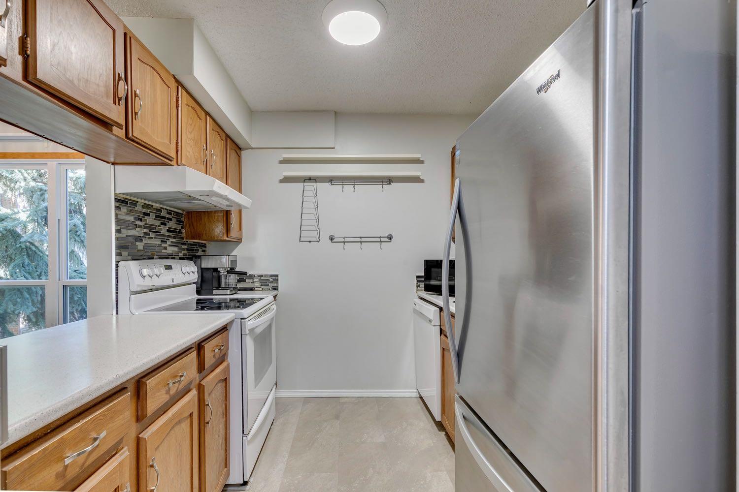 860 Midridge Drive SE 121