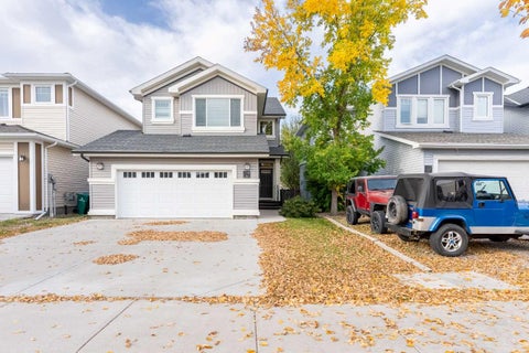 Photo of 1548 Coalbanks Boulevard W, Lethbridge, AB T1J 5H7 (MLS # A2330452)