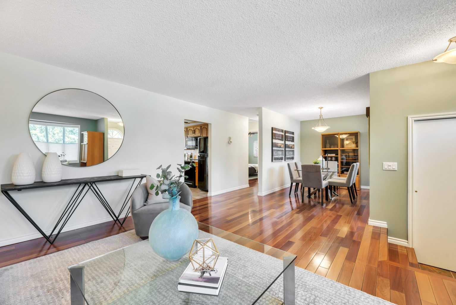 17 Windermere Road SW
