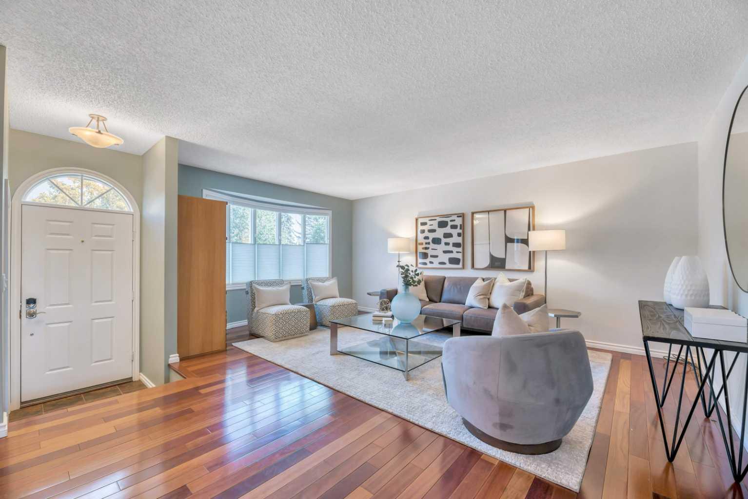 17 Windermere Road SW