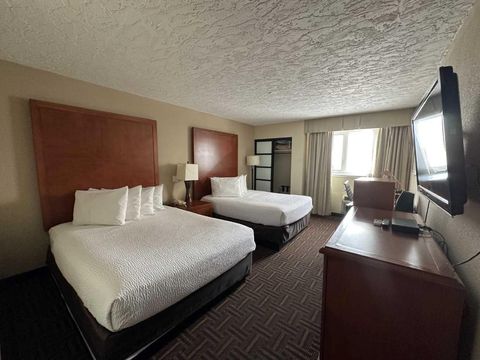 954 7 Street Medicine Hat AB T1A 7R7