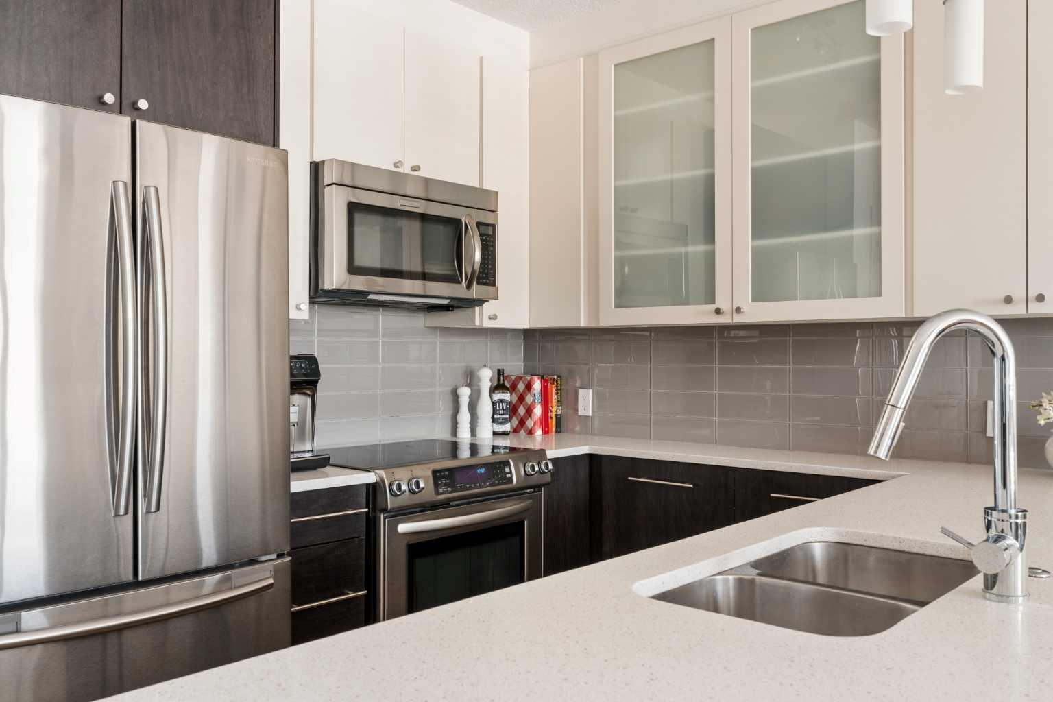 836 Royal Avenue SW 404