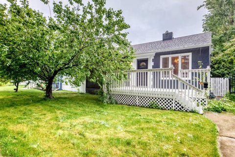 Photo of 1623 6A Street NW, Calgary, AB T2M 3H1 (MLS # A2324990)