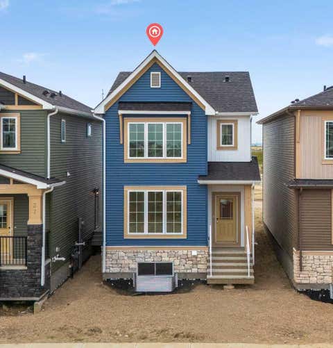 Photo of 41 Hotchkiss Gardens SE, Calgary, AB T3S 0T6 (MLS # A2316509)