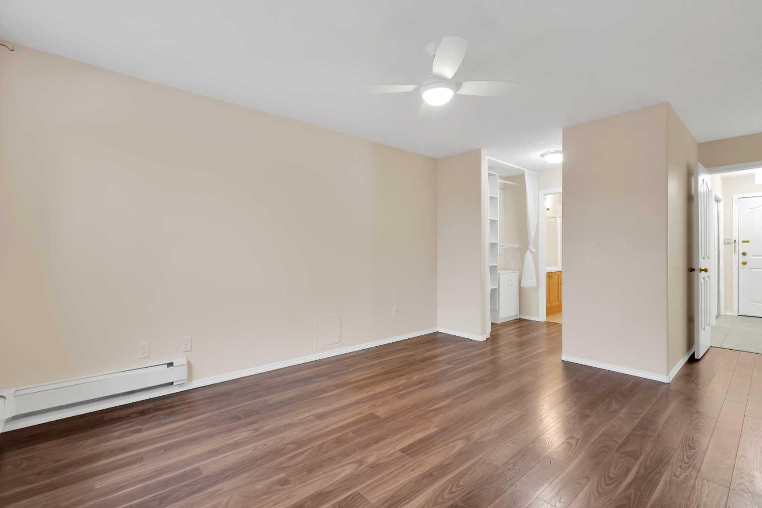 165 Manora Place NE 346