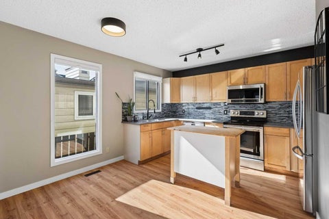 Photo of 1918 24A Street SW #4, Calgary, AB T3E 1V3 (MLS # A2350657)
