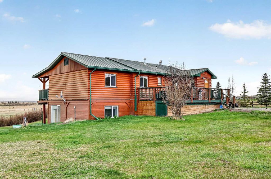 Photo of 112239 402 Avenue W, Rural Foothills County, AB T1S 6E1 (MLS # A2307122)