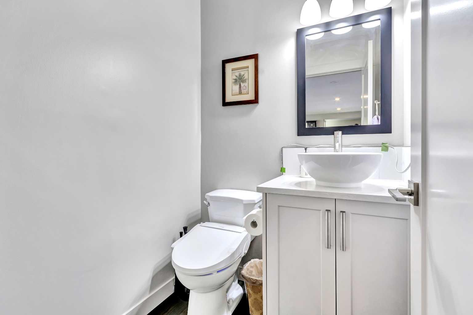 760 West Chestermere