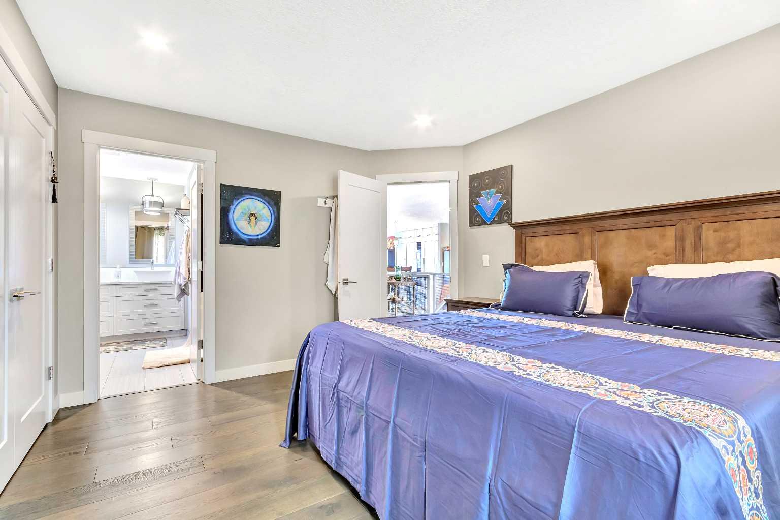 760 West Chestermere