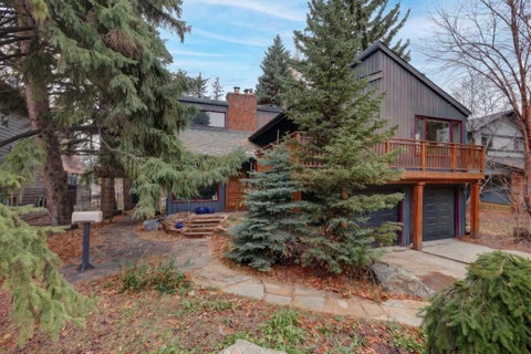 Photo of 216 Pump Hill Gardens SW, Calgary, AB T2V 4M6 (MLS # A2355339)