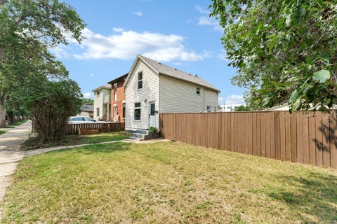 Photo of 846A 3 Street SE, Medicine Hat, AB T1A 0J2 (MLS # A2343111)