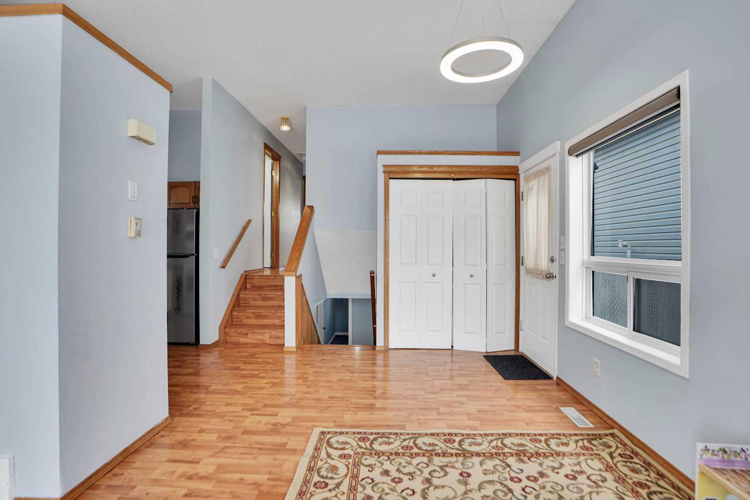 193 Martindale Drive NE