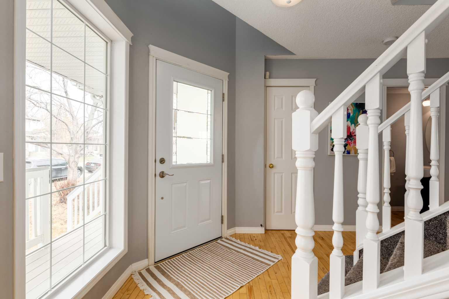 203 Mt Aberdeen Close SE