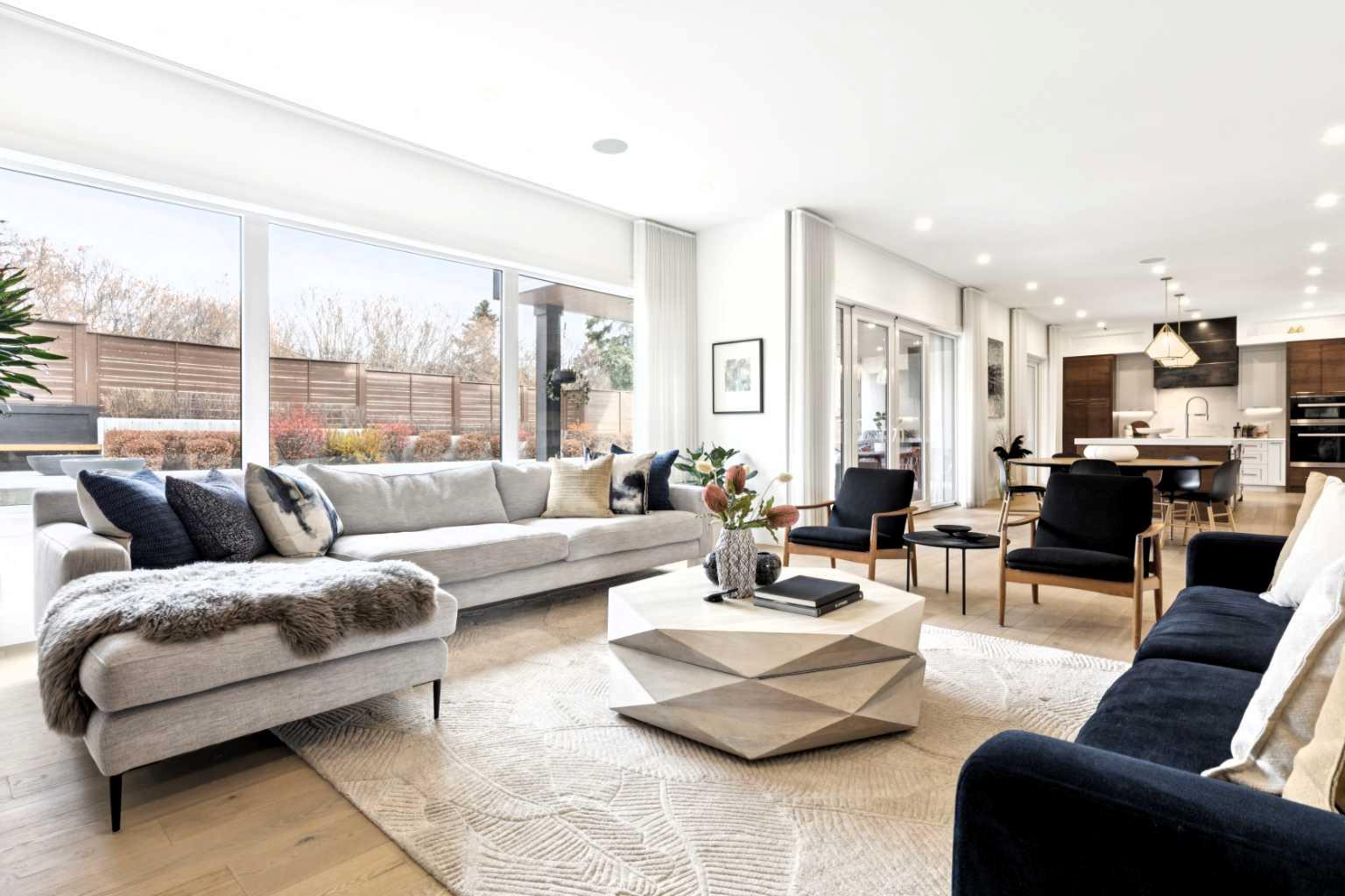 708 Crescent Boulevard SW