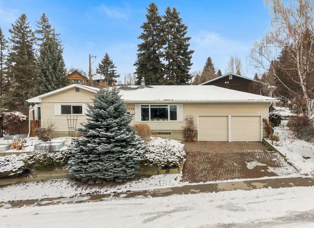 Photo of 2704 48 Avenue NW, Calgary, AB T2L 1C3 (MLS # A2292210)