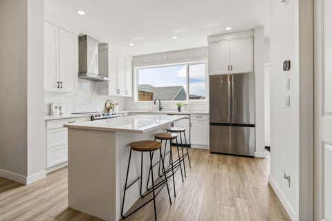 Photo of 185 Emberside Hollow, Cochrane, AB T4C 3E1 (MLS # A2322191)
