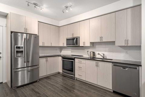 151 Legacy Main Street SE 5201 Calgary AB T2X 4A4