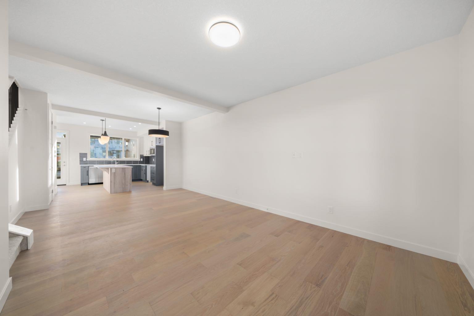 628 Sora Boulevard SE