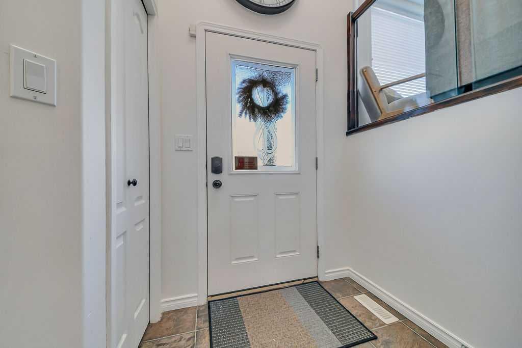35 Jepsen Crescent