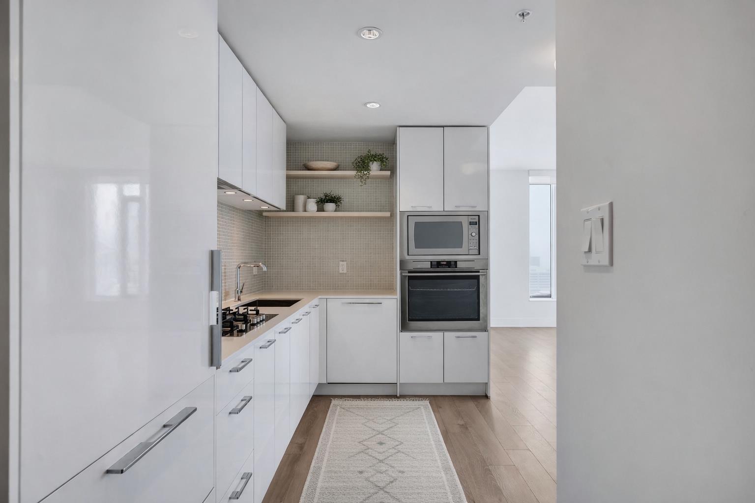 901 10 Avenue SW 1808