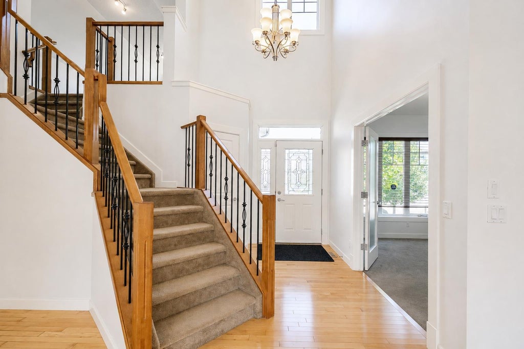 Photo of 108 Tuscany Estates Close NW, Calgary, AB T3L 2Z7 (MLS # A2338244)