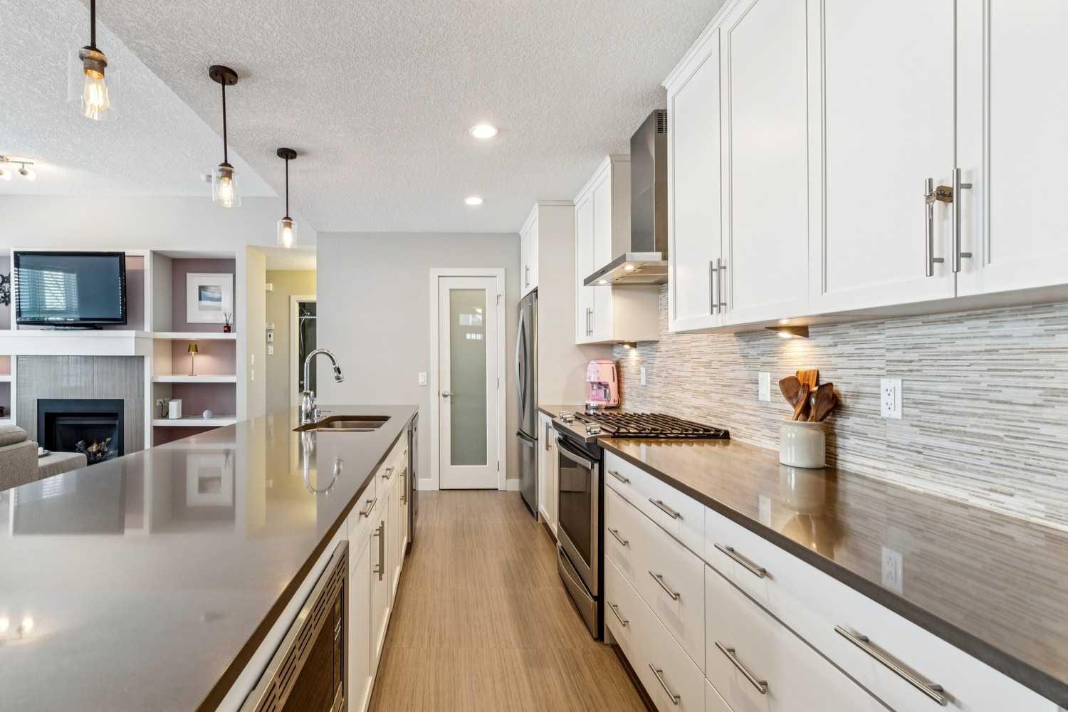 252 Silverado Plains Park SW