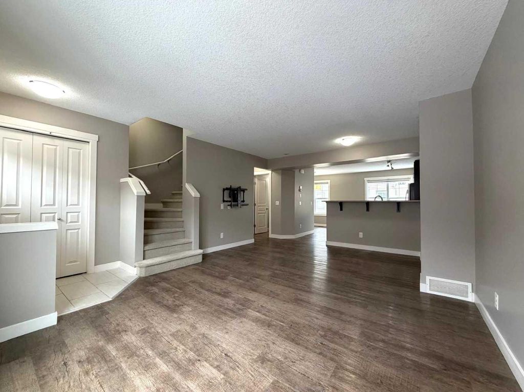 Photo of 947 Mckenzie Towne Manor SE, Calgary, AB T2Z 1E1 (MLS # A2294726)